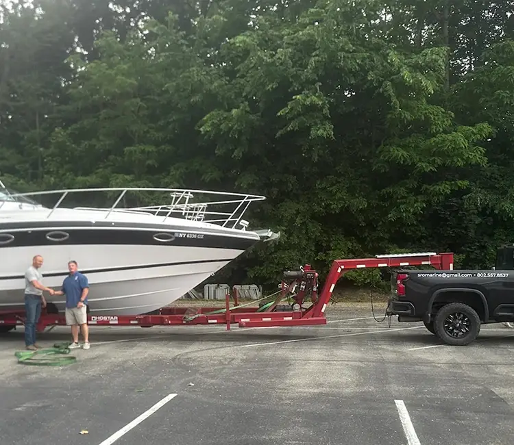 Hydraulic boat transport in Vermont pickup service on site